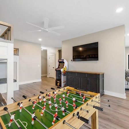 New Home, Dock, Kayaks, Game Room, Water Views Winchester Экстерьер фото