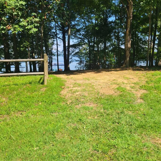 New Home, Dock, Kayaks, Game Room, Water Views Winchester Экстерьер фото