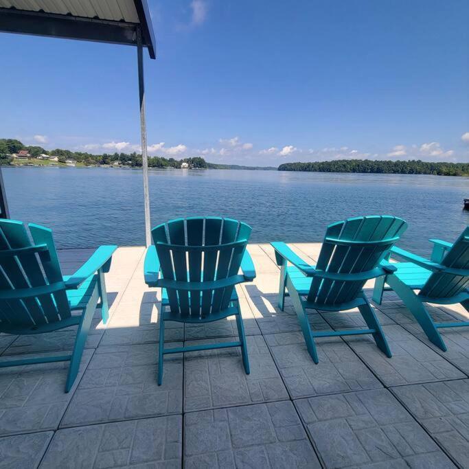 New Home, Dock, Kayaks, Game Room, Water Views Winchester Экстерьер фото