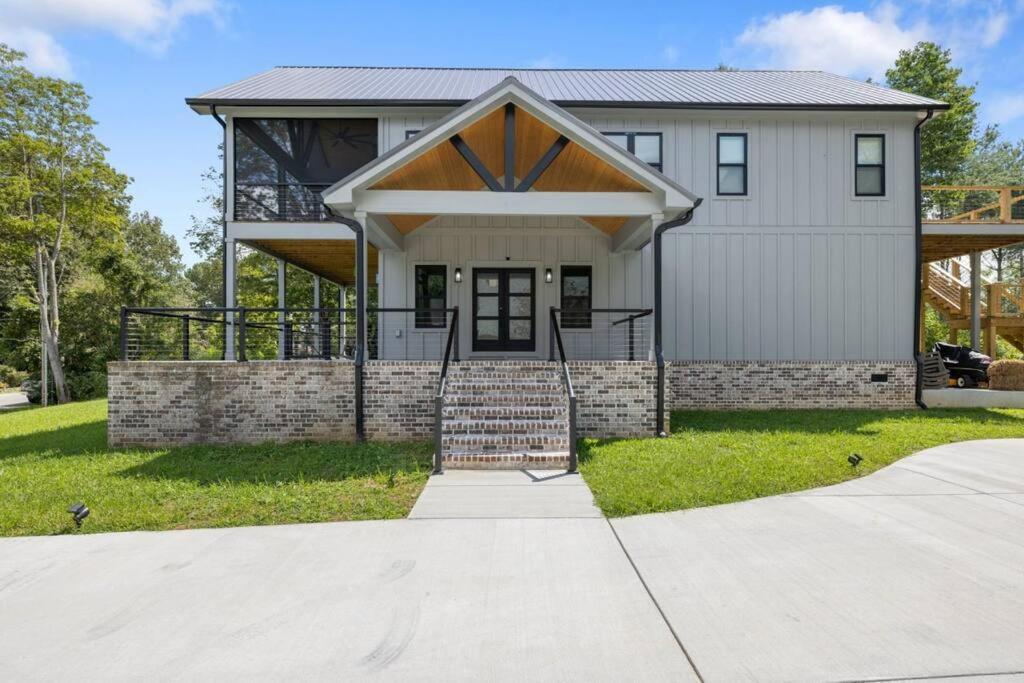 New Home, Dock, Kayaks, Game Room, Water Views Winchester Экстерьер фото