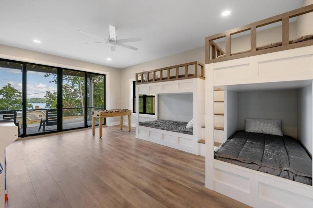 New Home, Dock, Kayaks, Game Room, Water Views Winchester Экстерьер фото