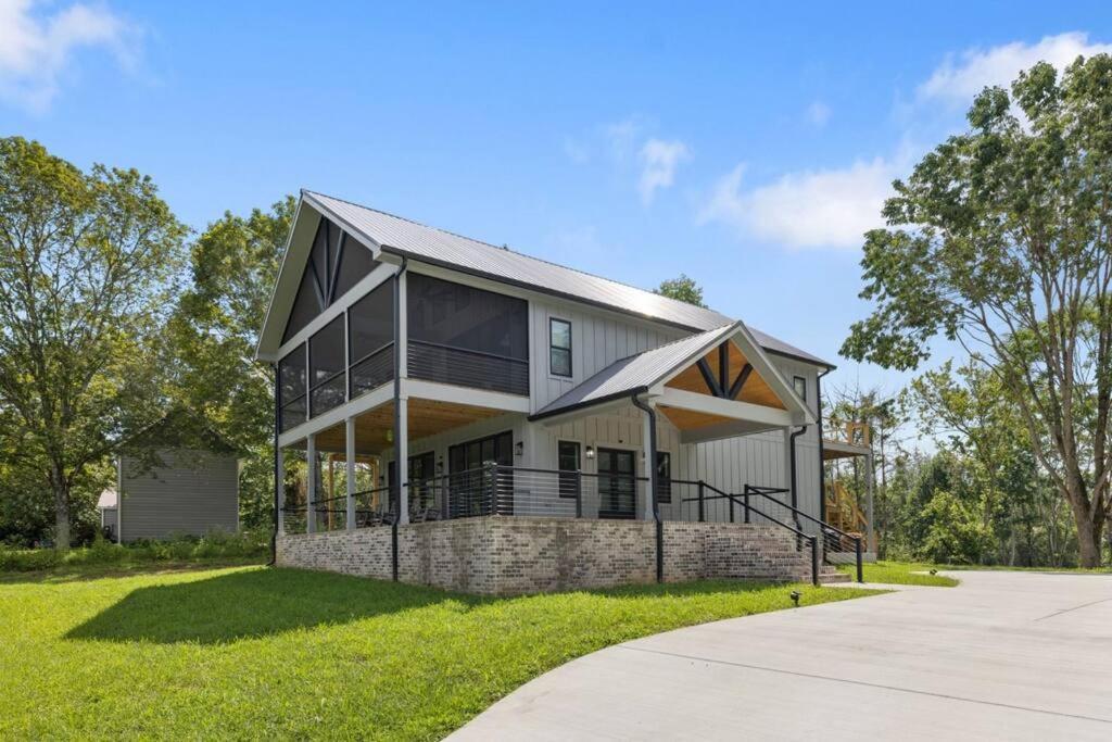 New Home, Dock, Kayaks, Game Room, Water Views Winchester Экстерьер фото